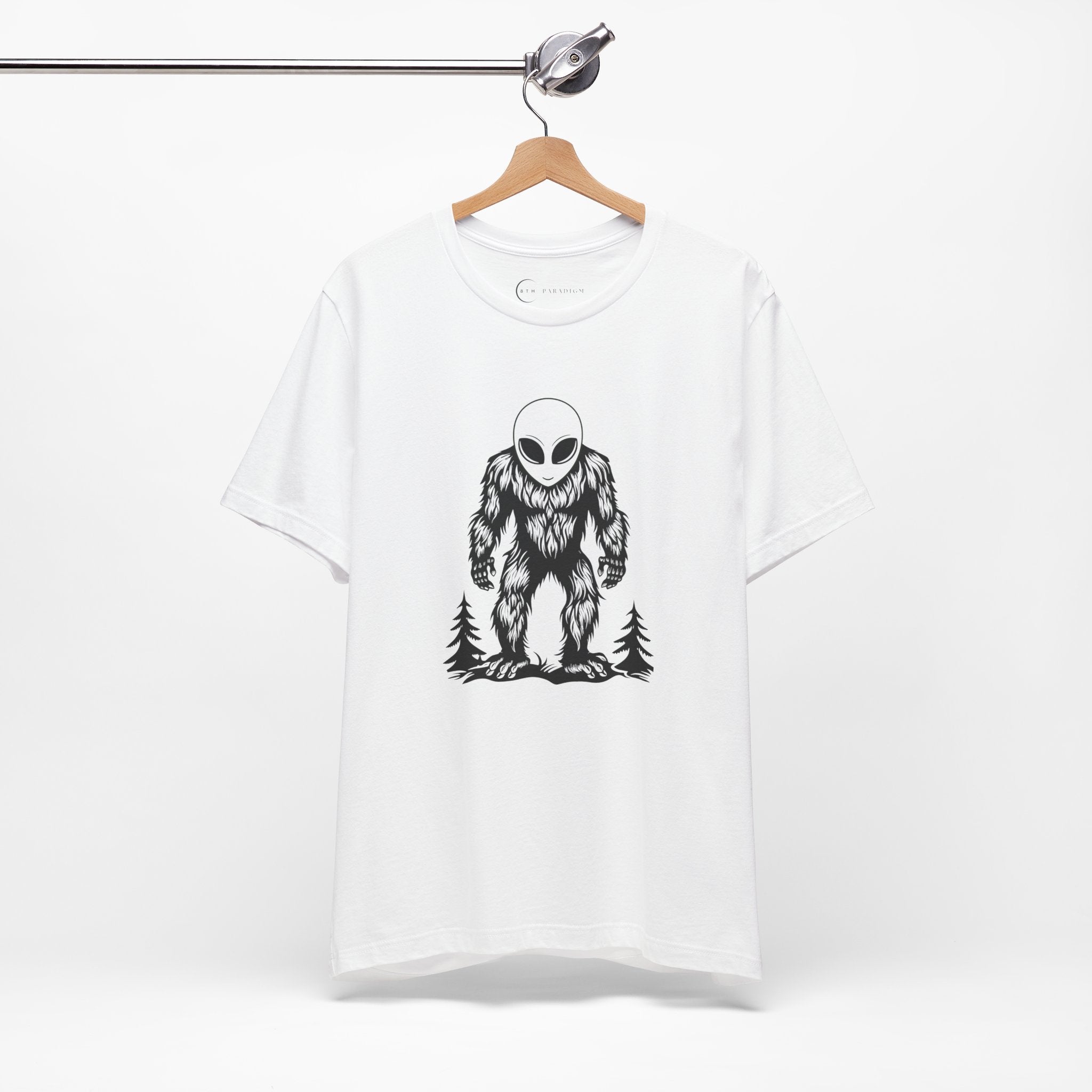 ET SASQUATCH (ADULT T-SHIRT)